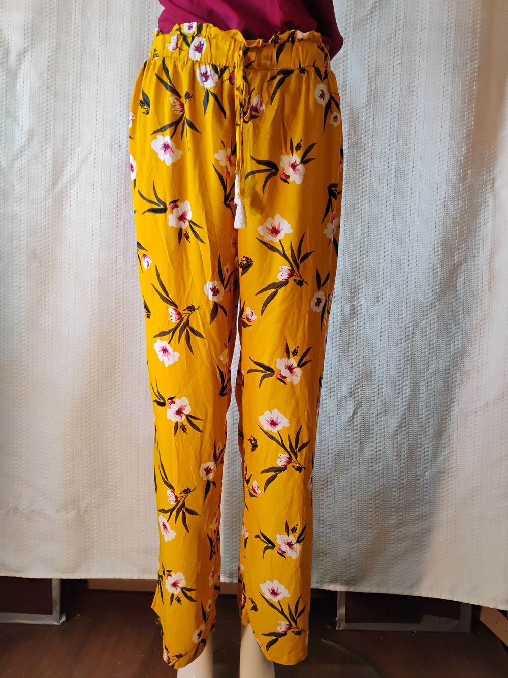 Shosho Women’s Floral Drawstring Pants - Mustard Yellow Size M